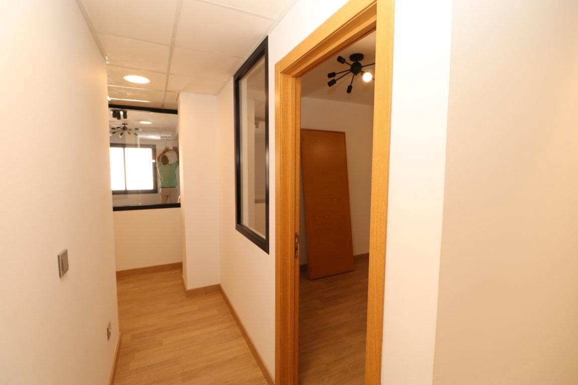 1 soveværelse Kontor til leje i Alhaurin el Grande - € 200 (Ref: 8305739)