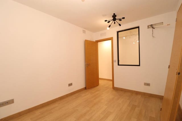 Bureau de 1 chambre à louer à Alhaurín el Grande - 200 € (Ref: 8305739)