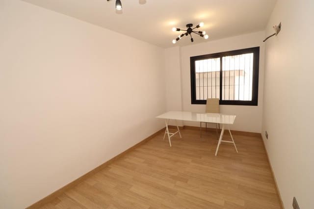 Bureau de 1 chambre à louer à Alhaurín el Grande - 200 € (Ref: 8305739)
