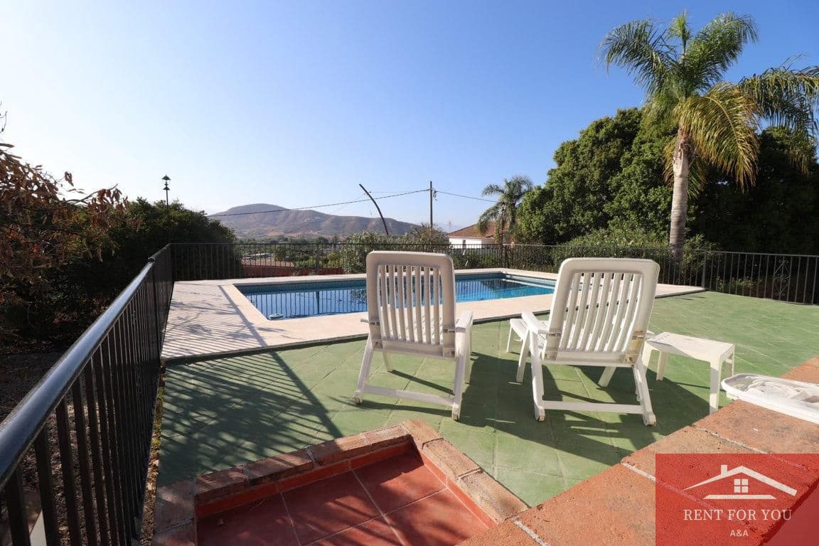 2 soverom Villa til leie i Alhaurin el Grande med svømmebasseng - € 1 200 (Ref: 8438156)