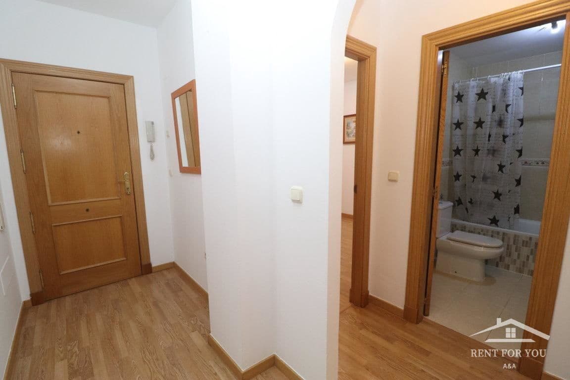 2 bedroom Flat for rent in Coin with garage - € 1,200 (Ref: 8440977)