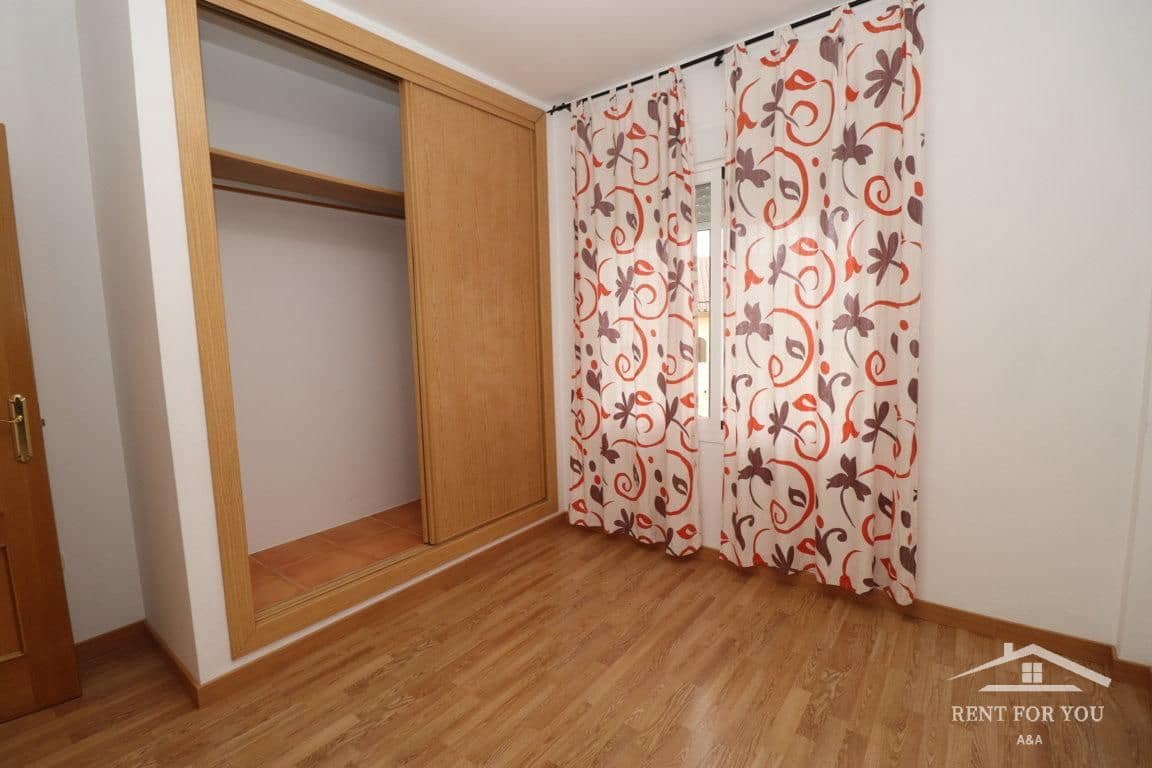 2 bedroom Flat for rent in Coin with garage - € 1,200 (Ref: 8440977)