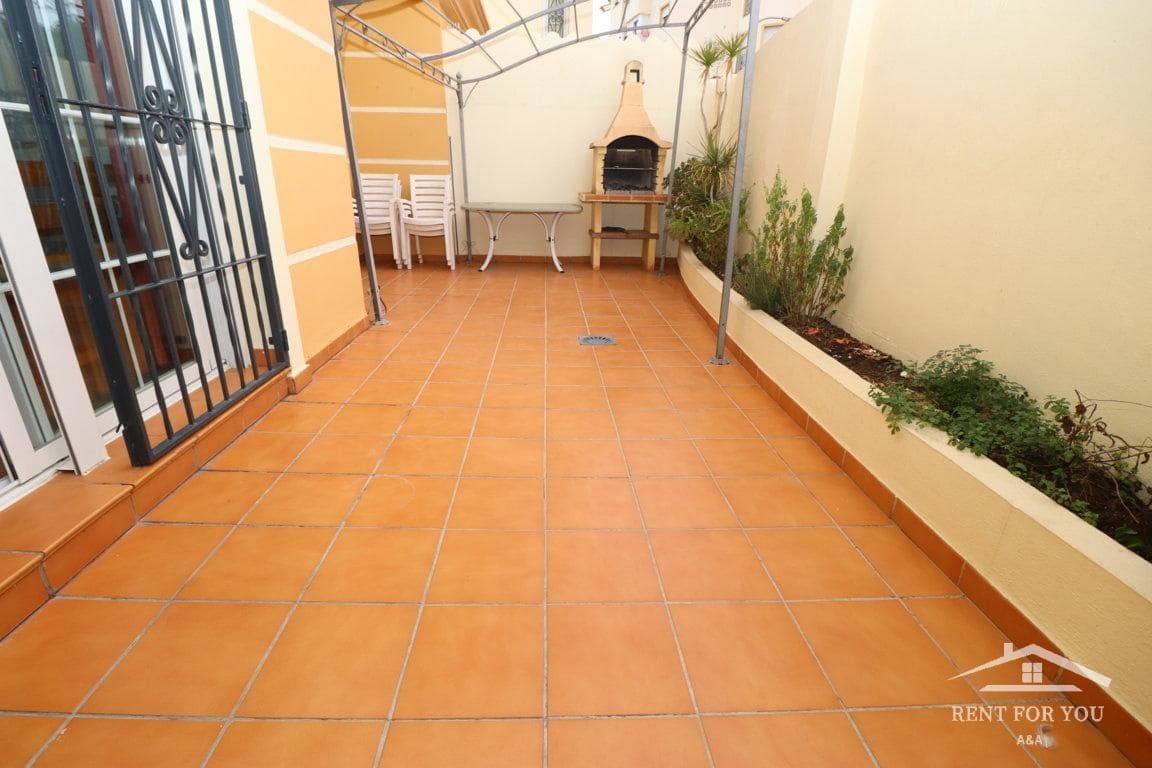 2 bedroom Flat for rent in Coin with garage - € 1,200 (Ref: 8440977)