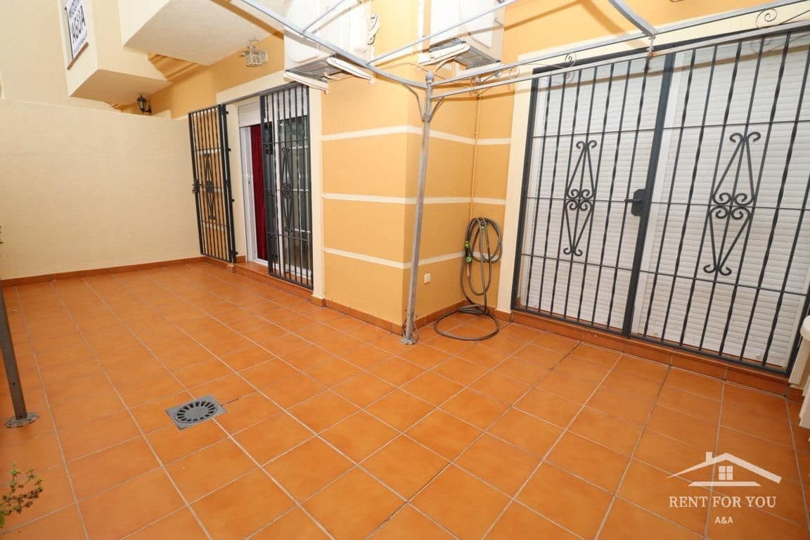 2 bedroom Flat for rent in Coin with garage - € 1,200 (Ref: 8440977)