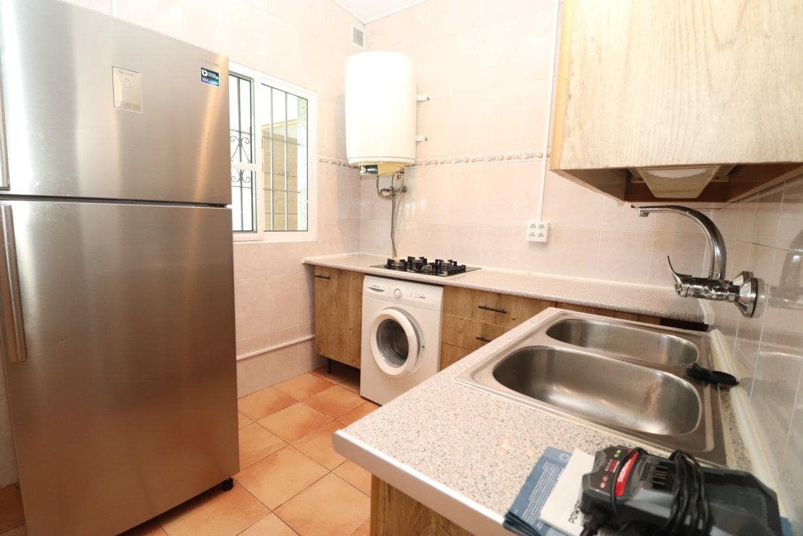 Villa/Maison de 2 chambres à louer à Alhaurin el Grande avec garage - 850 € (Ref: 8481185)