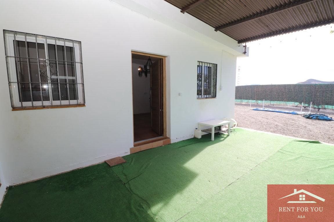 Villa/Maison de 2 chambres à louer à Alhaurin el Grande avec garage - 850 € (Ref: 8481185)