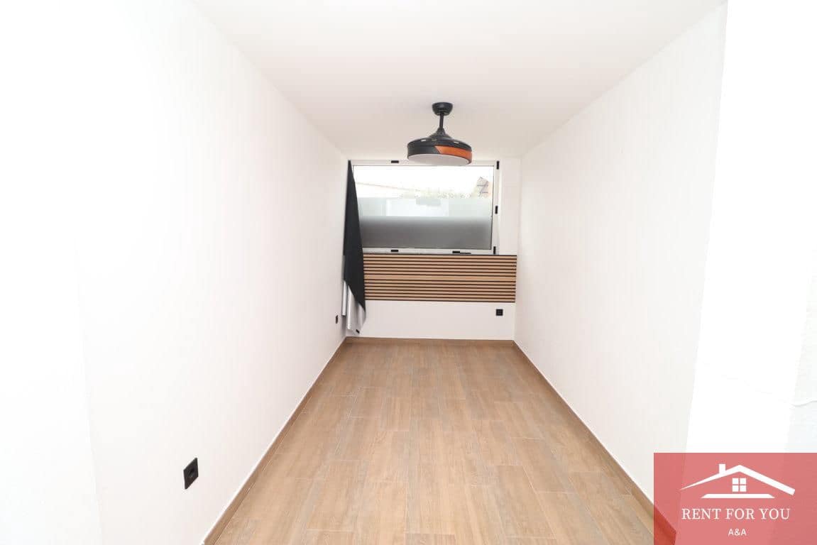 Villa/Maison de 2 chambres à louer à Alhaurin el Grande avec garage - 850 € (Ref: 8481185)