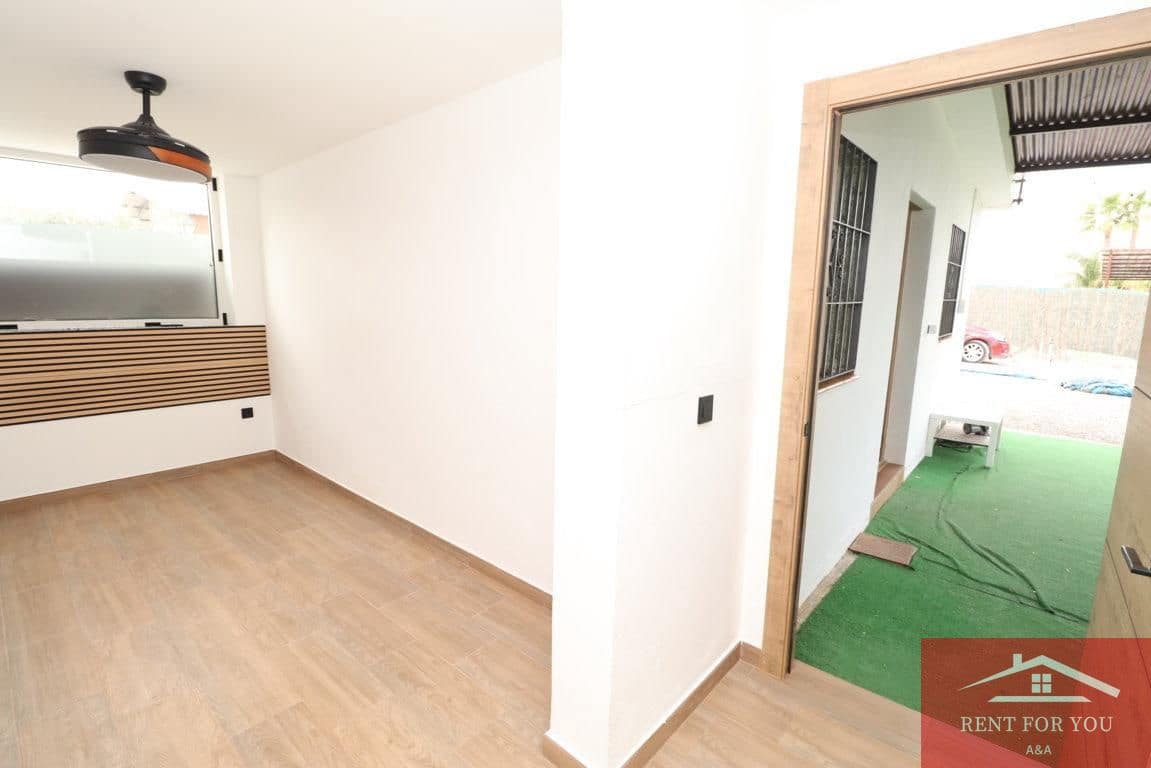 Villa/Maison de 2 chambres à louer à Alhaurin el Grande avec garage - 850 € (Ref: 8481185)