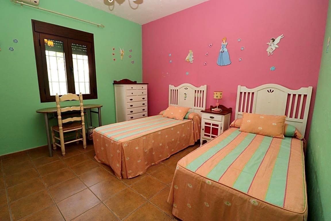 2 bedroom Villa for rent in Alhaurin el Grande with garage - € 1,200 (Ref: 8488219)