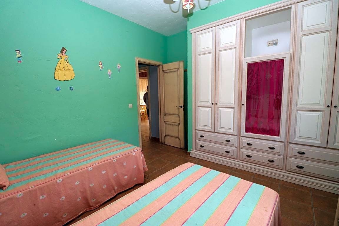 2 bedroom Villa for rent in Alhaurin el Grande with garage - € 1,200 (Ref: 8488219)