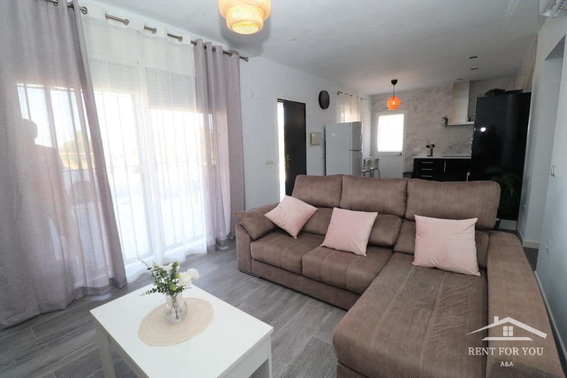 2 bedroom Villa for rent in Alhaurin el Grande - € 1,200 (Ref: 8500904)
