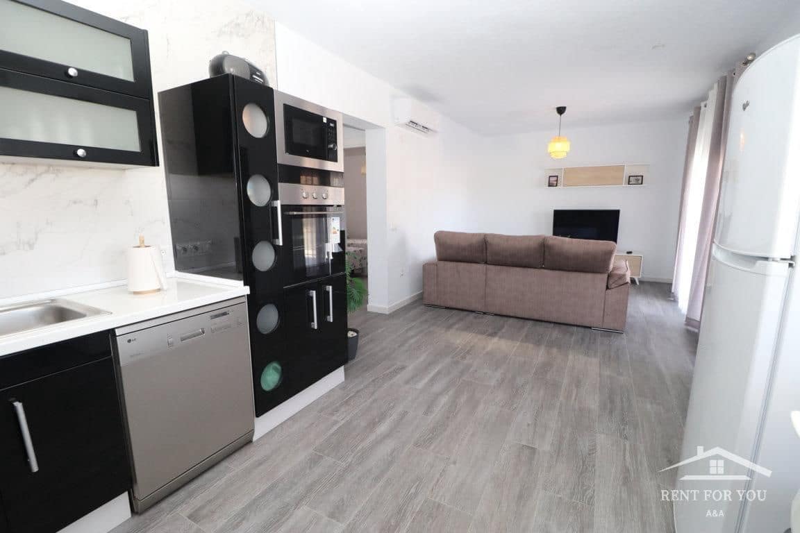 2 bedroom Villa for rent in Alhaurin el Grande - € 1,200 (Ref: 8500904)