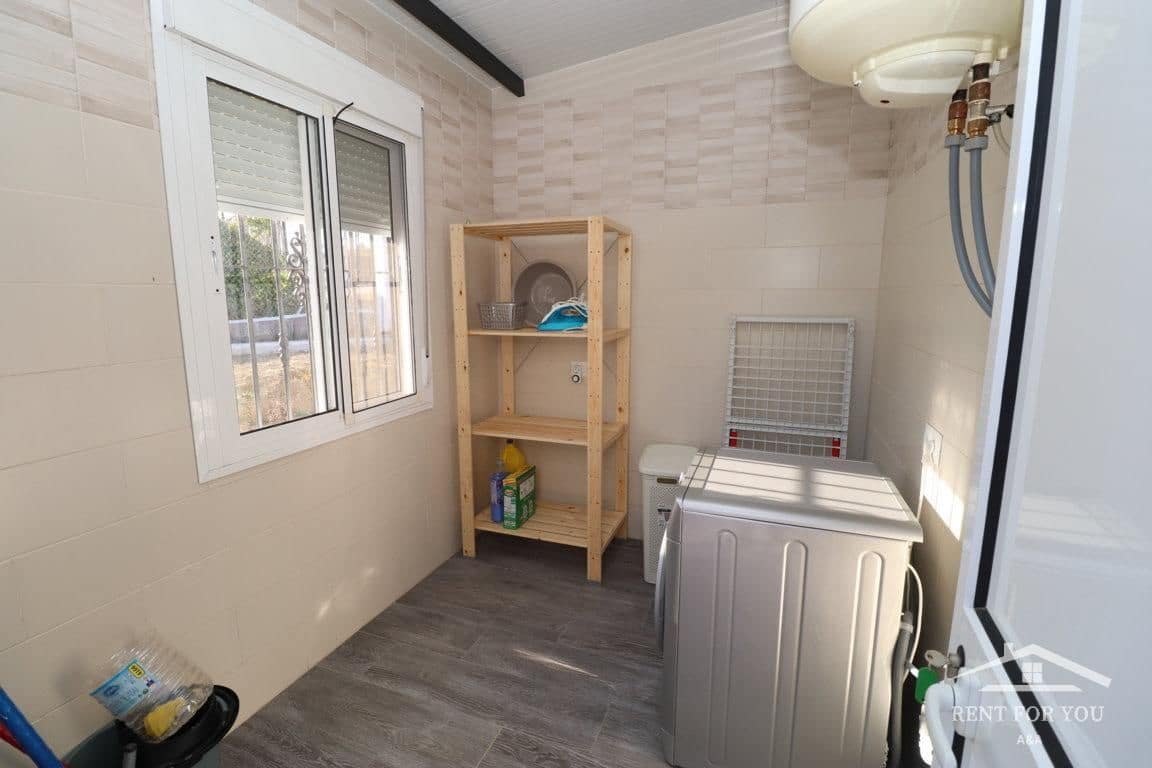 2 bedroom Villa for rent in Alhaurin el Grande - € 1,200 (Ref: 8500904)