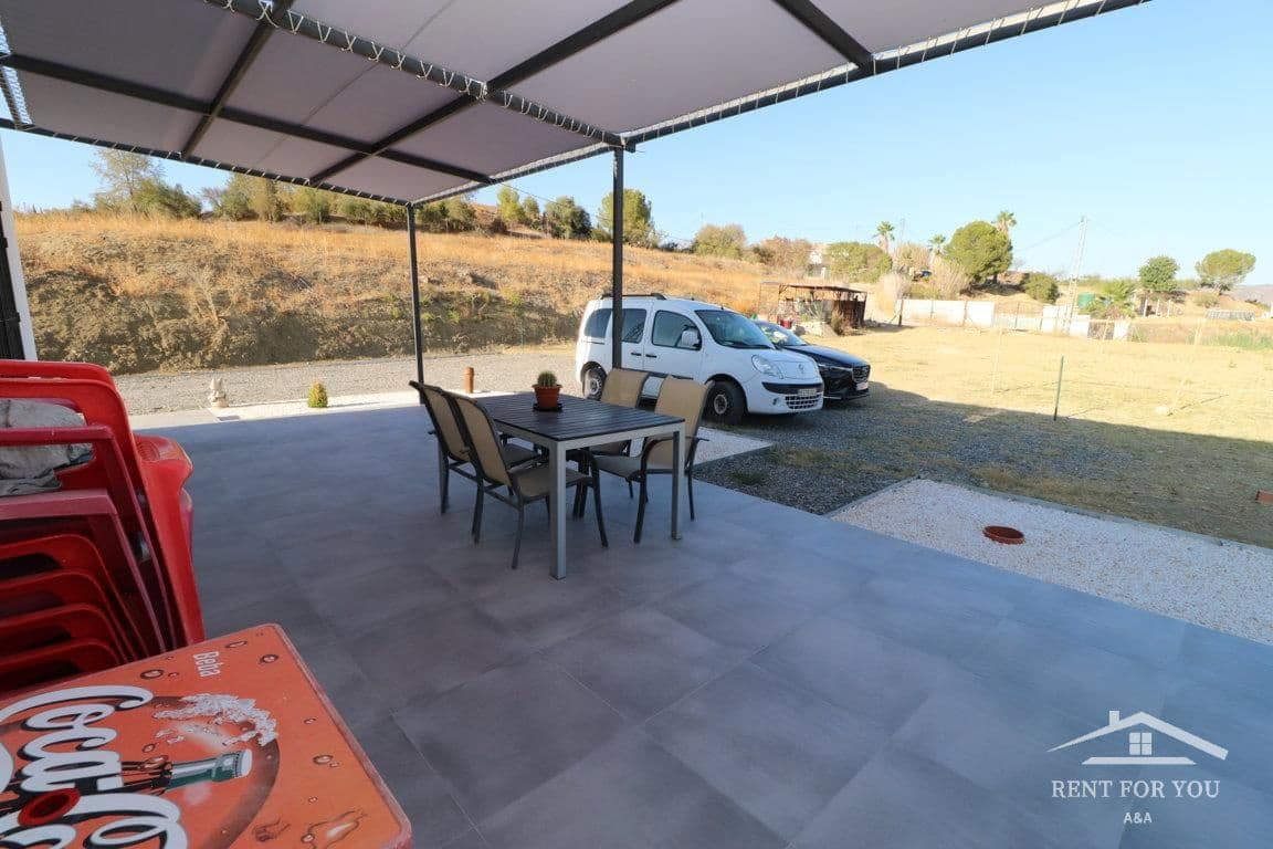 2 bedroom Villa for rent in Alhaurin el Grande - € 1,200 (Ref: 8500904)