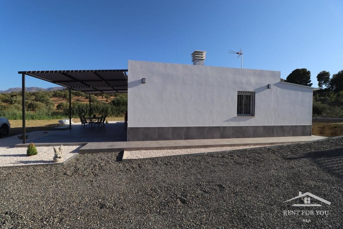 2 bedroom Villa for rent in Alhaurin el Grande - € 1,200 (Ref: 8500904)