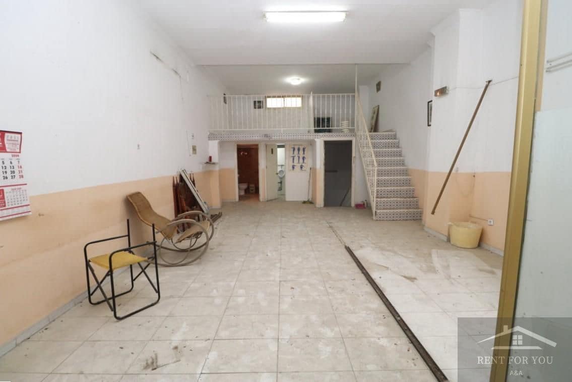 3 soveværelse Virksomhed til salg i Alhaurin el Grande med garage - € 139.000 (Ref: 8527813)