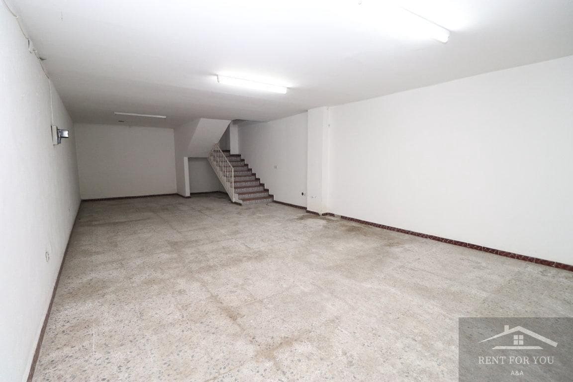 3 soveværelse Virksomhed til salg i Alhaurin el Grande med garage - € 139.000 (Ref: 8527813)