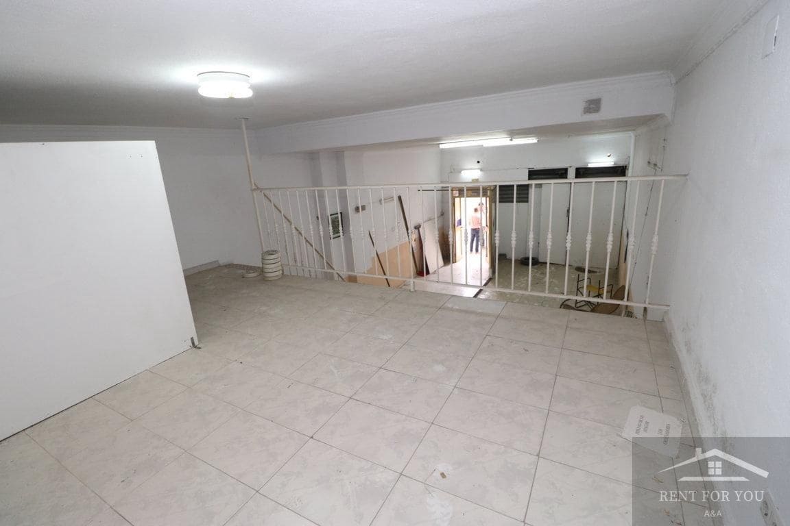 3 soveværelse Virksomhed til salg i Alhaurin el Grande med garage - € 139.000 (Ref: 8527813)