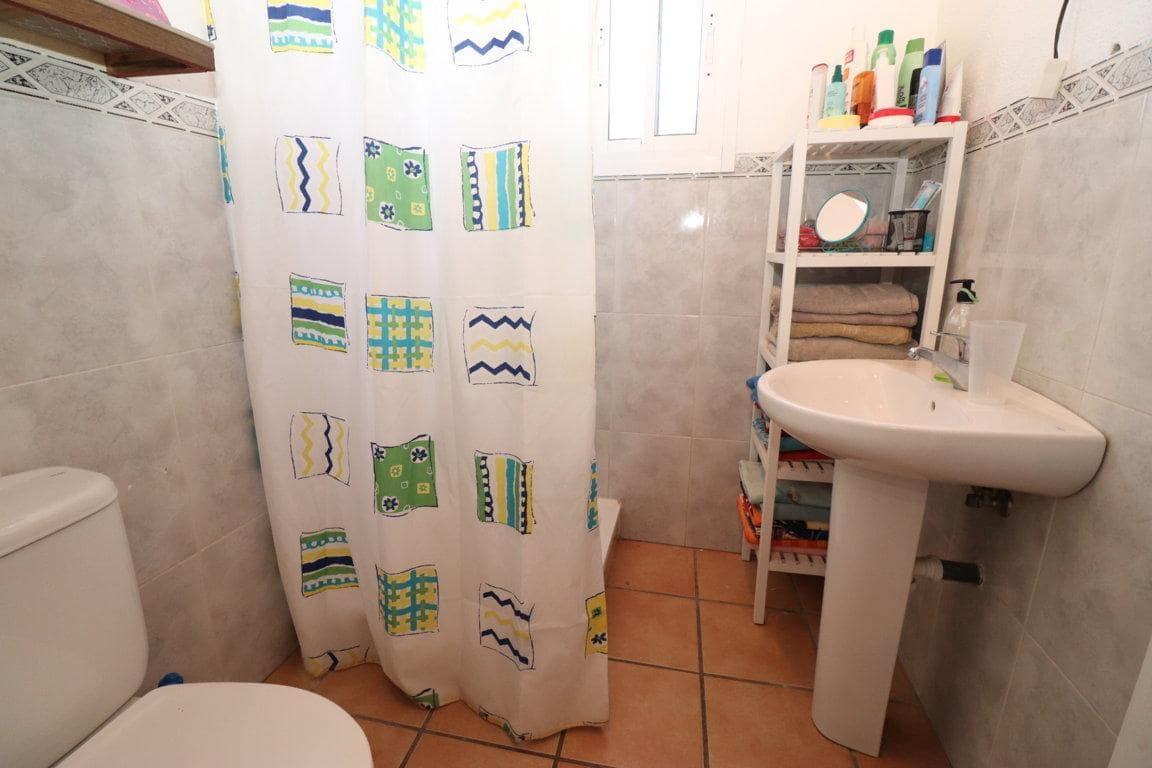3 camera da letto Villa da affittare in Alhaurin de la Torre con piscina garage - 800 € (Rif: 8590077)