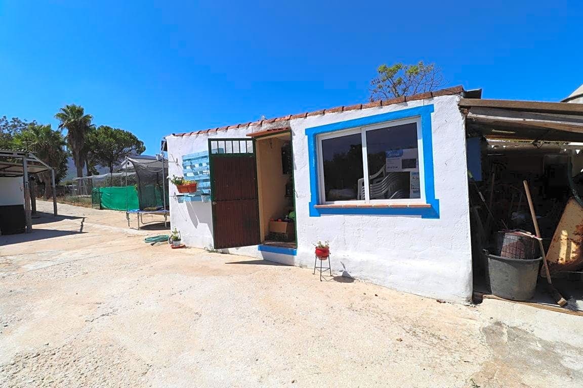 3 camera da letto Villa da affittare in Alhaurin de la Torre con piscina garage - 800 € (Rif: 8590077)