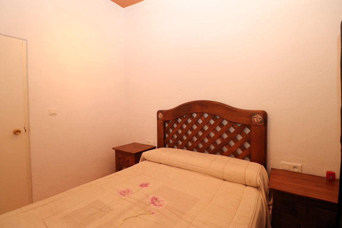 3 camera da letto Villa da affittare in Alhaurin de la Torre con piscina garage - 800 € (Rif: 8590077)