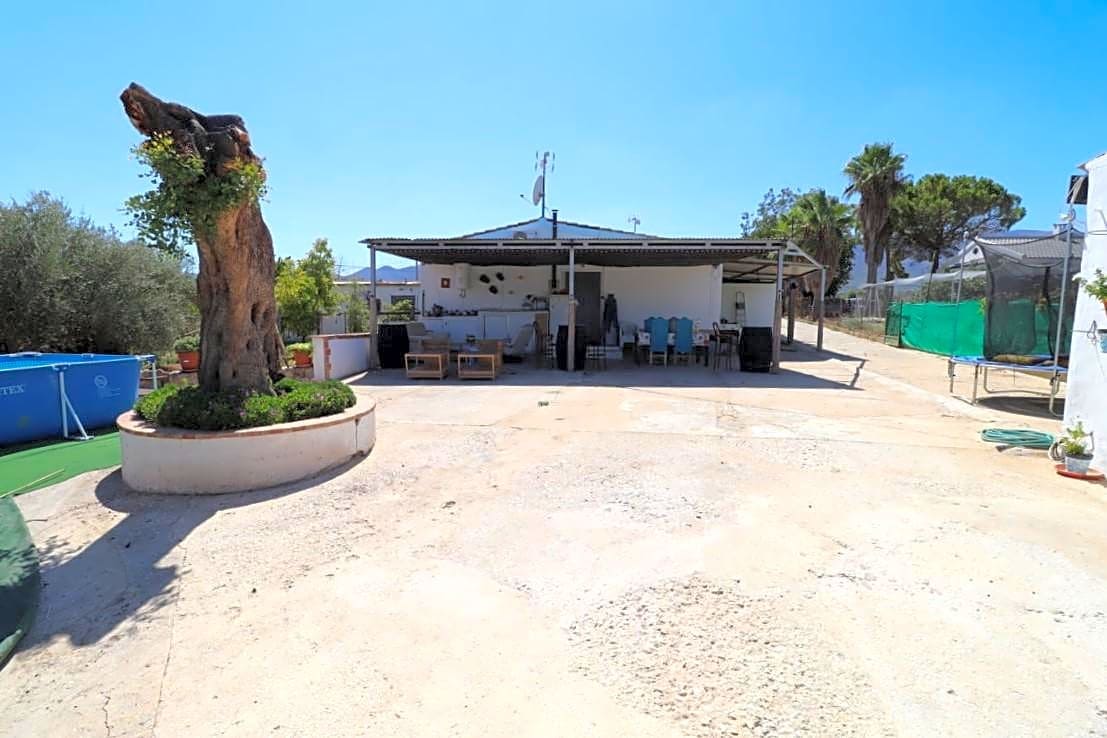 3 camera da letto Villa da affittare in Alhaurin de la Torre con piscina garage - 800 € (Rif: 8590077)