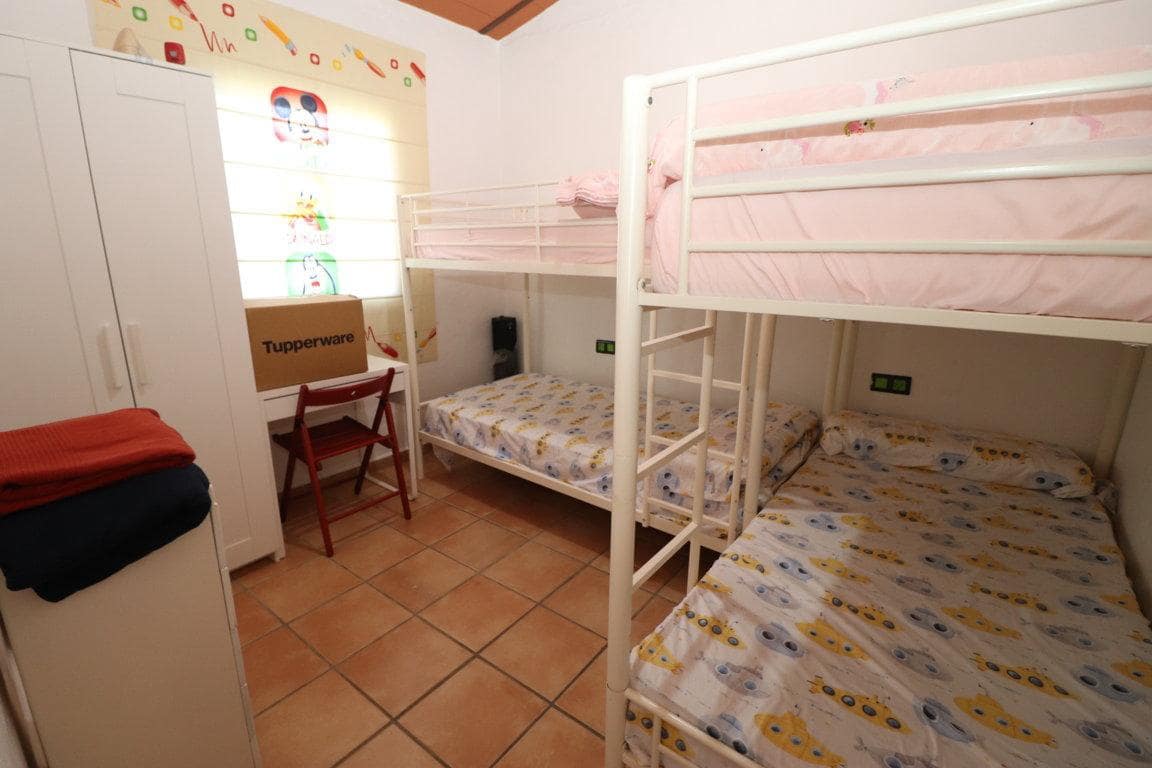 3 camera da letto Villa da affittare in Alhaurin de la Torre con piscina garage - 800 € (Rif: 8590077)