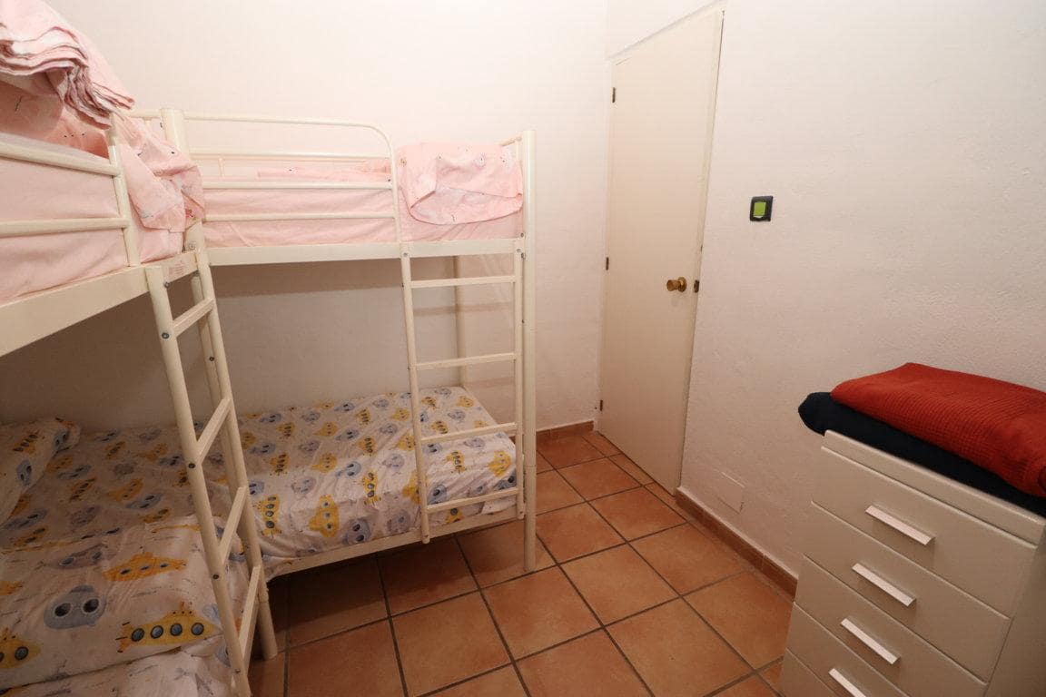 3 camera da letto Villa da affittare in Alhaurin de la Torre con piscina garage - 800 € (Rif: 8590077)