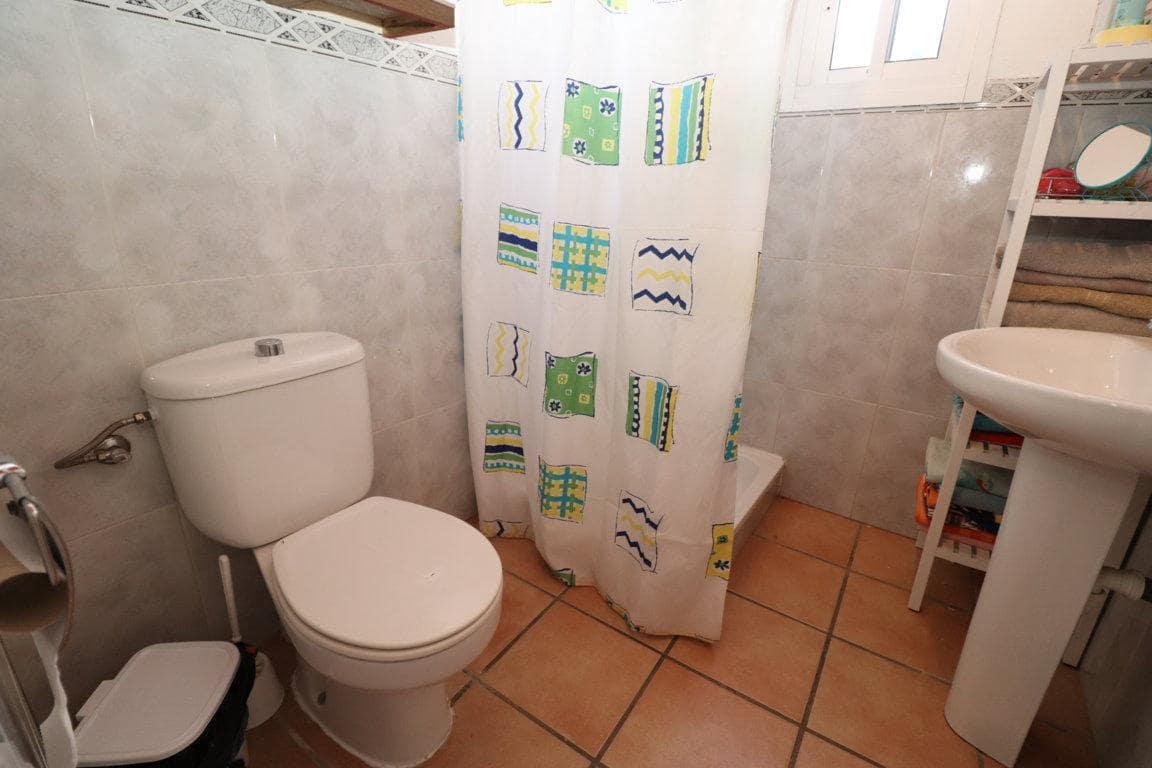 3 camera da letto Villa da affittare in Alhaurin de la Torre con piscina garage - 800 € (Rif: 8590077)