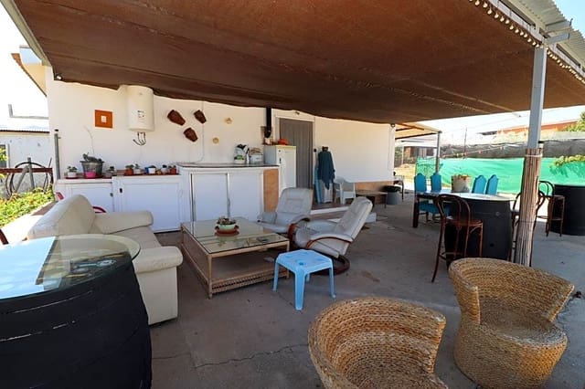 3 slaapkamer Villa te huur in Alhaurín de la Torre met zwembad garage - € 800 (Ref: 8590077)