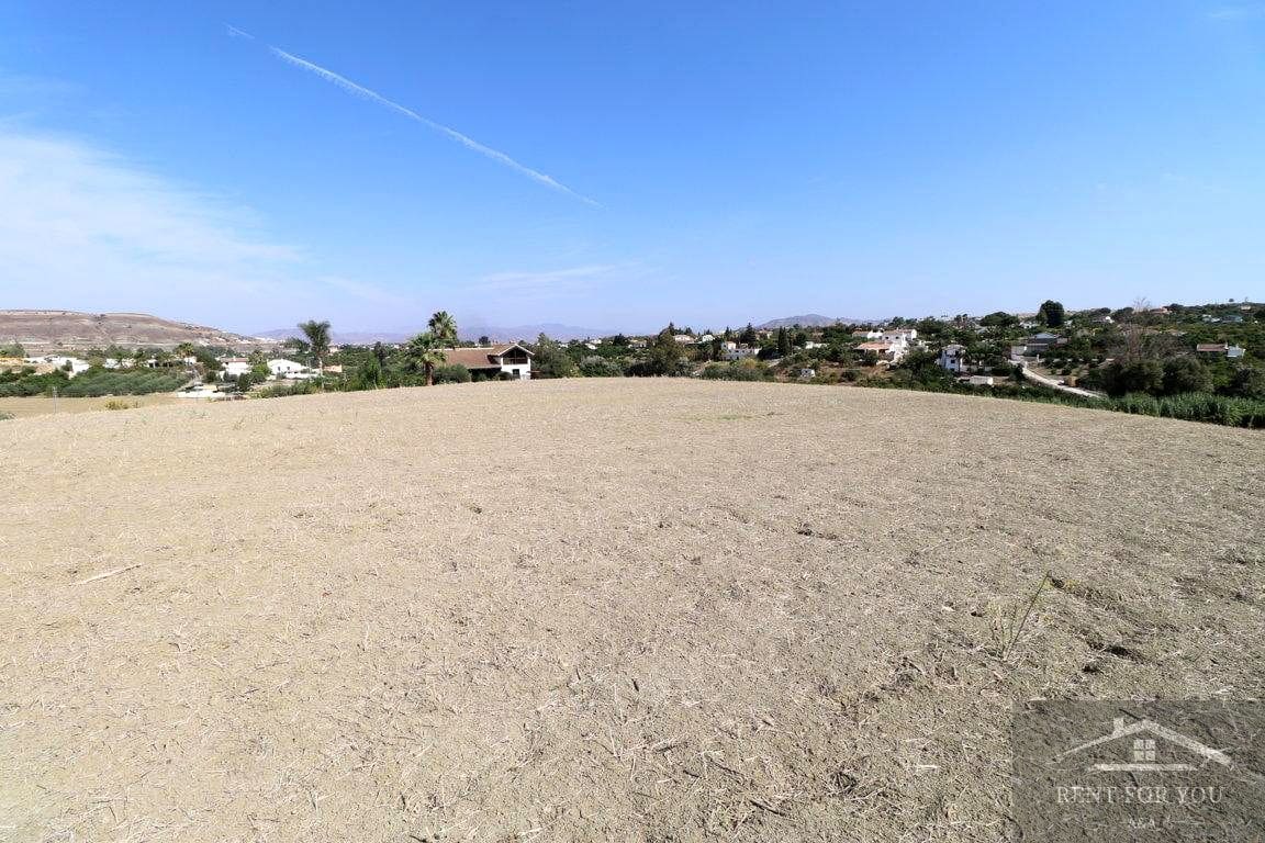Ubebygd land til salgs i Alhaurin el Grande - € 132 000 (Ref: 8640588)