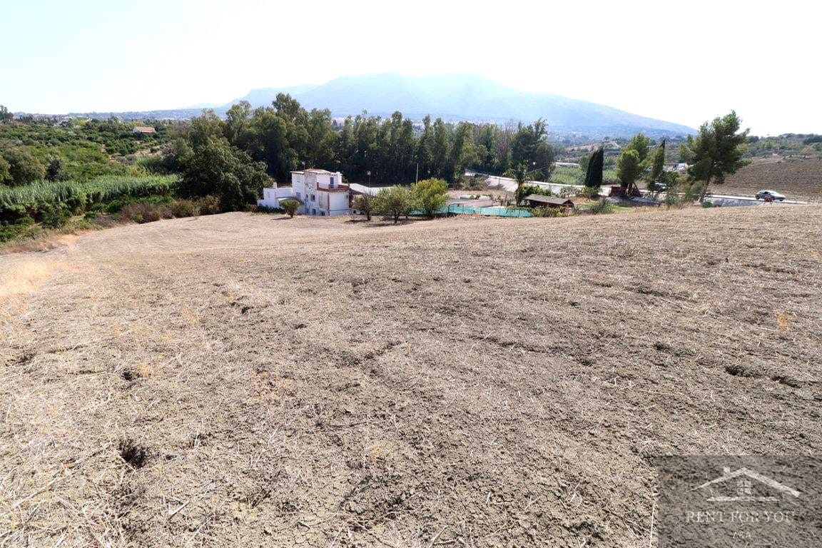 Ubebygd land til salgs i Alhaurin el Grande - € 132 000 (Ref: 8640588)