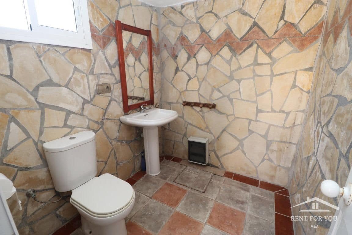 Chalet de 4 habitaciones en Coín en alquiler con piscina - 1.700 € (Ref: 8692144)