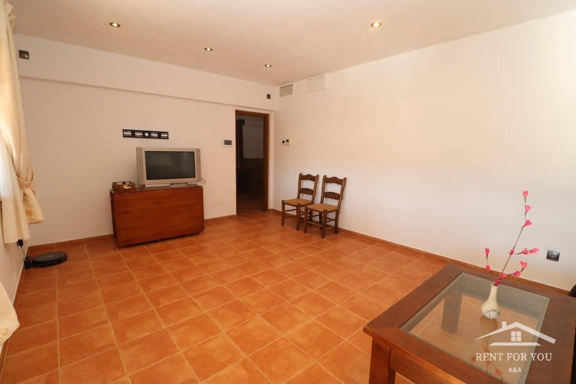 Chalet de 4 habitaciones en Coín en alquiler con piscina - 1.700 € (Ref: 8692144)