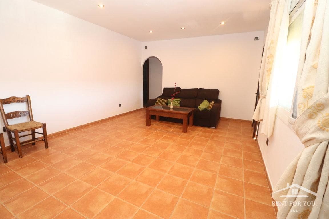 Chalet de 4 habitaciones en Coín en alquiler con piscina - 1.700 € (Ref: 8692144)