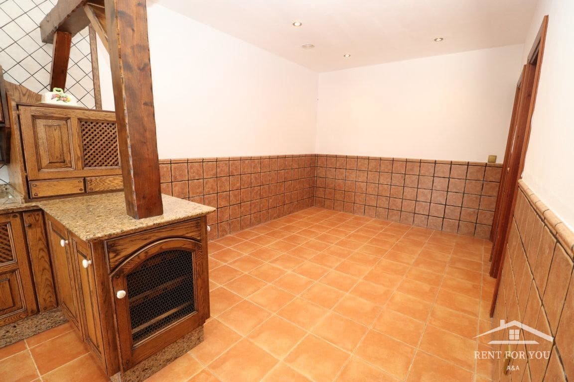 Chalet de 4 habitaciones en Coín en alquiler con piscina - 1.700 € (Ref: 8692144)