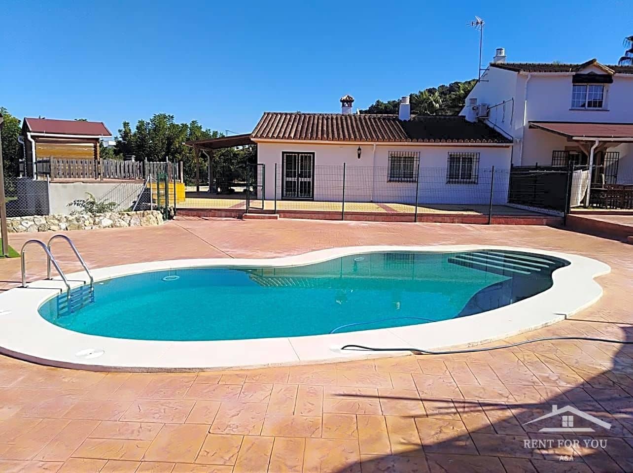 2 slaapkamer Villa te huur in Coin met zwembad garage - € 1.000 (Ref: 8754534)