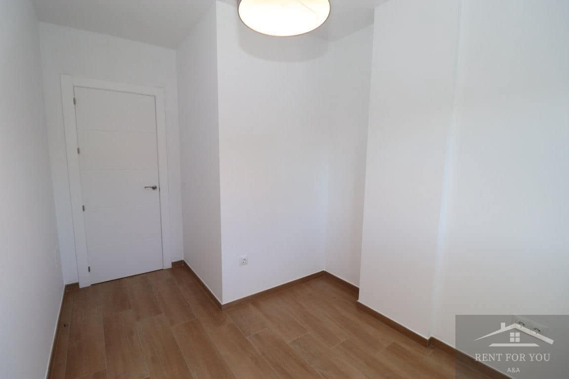 3 quarto Apartamento para arrendar em Cartama com garagem - 1 000 € (Ref: 8780478)