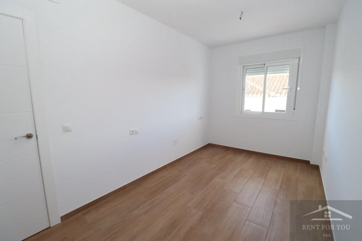 3 quarto Apartamento para arrendar em Cartama com garagem - 1 000 € (Ref: 8780478)