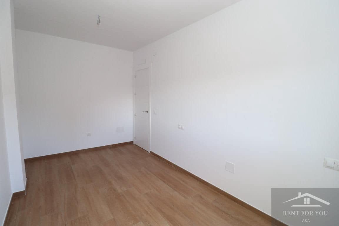 3 quarto Apartamento para arrendar em Cartama com garagem - 1 000 € (Ref: 8780478)