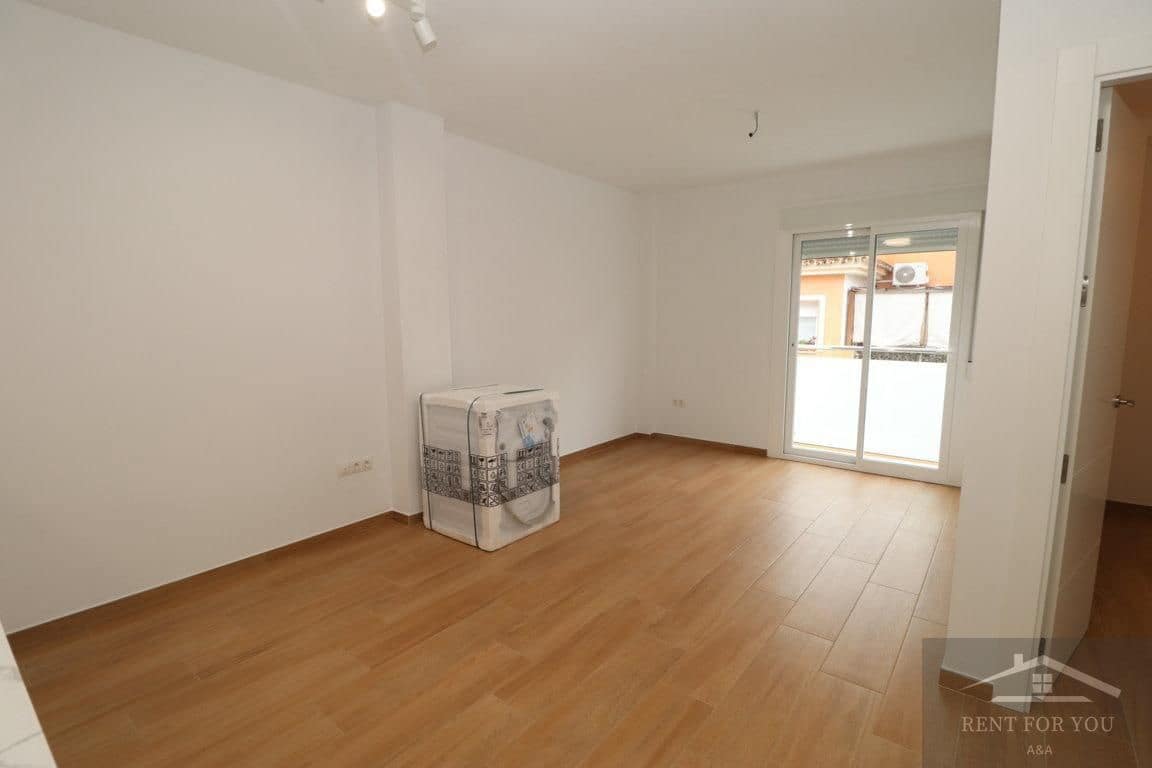 3 quarto Apartamento para arrendar em Cartama com garagem - 1 000 € (Ref: 8780478)
