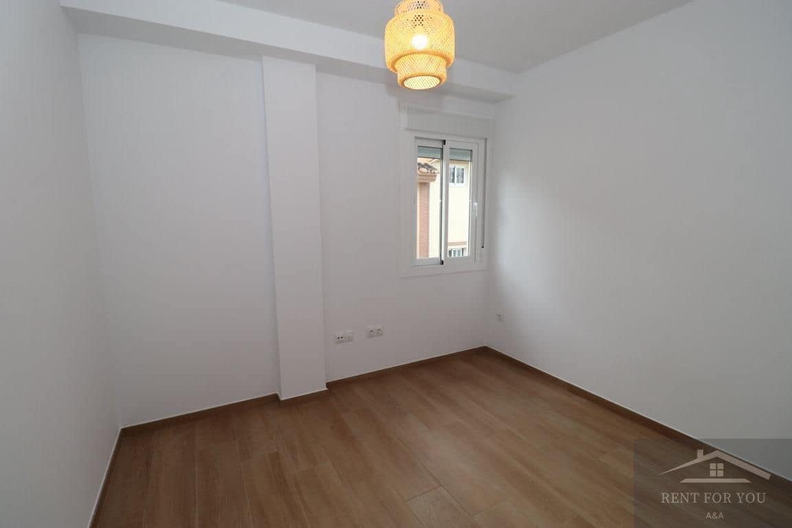 3 quarto Apartamento para arrendar em Cartama com garagem - 1 000 € (Ref: 8780478)