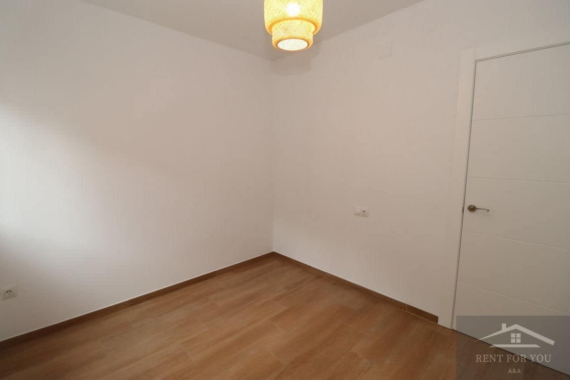 3 quarto Apartamento para arrendar em Cartama com garagem - 1 000 € (Ref: 8780478)
