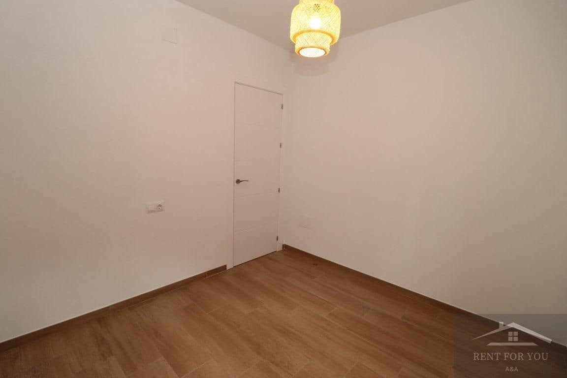 3 quarto Apartamento para arrendar em Cartama com garagem - 1 000 € (Ref: 8780478)