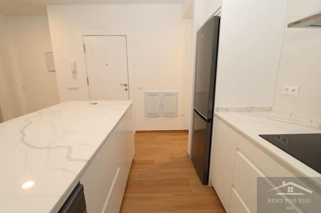 3 quarto Apartamento para arrendar em Cártama com garagem - 1 000 € (Ref: 8780478)