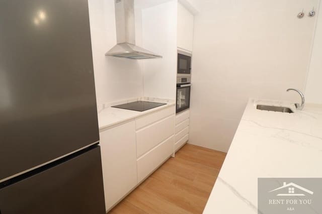 3 quarto Apartamento para arrendar em Cártama com garagem - 1 000 € (Ref: 8780478)