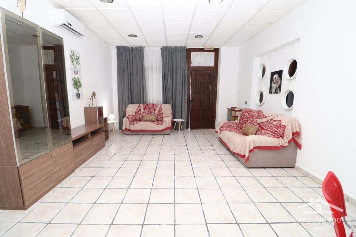 Piso de 1 habitación en Alhaurín el Grande en alquiler - 850 € (Ref: 8881177)