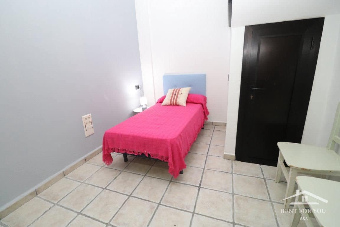 Piso de 1 habitación en Alhaurín el Grande en alquiler - 850 € (Ref: 8881177)