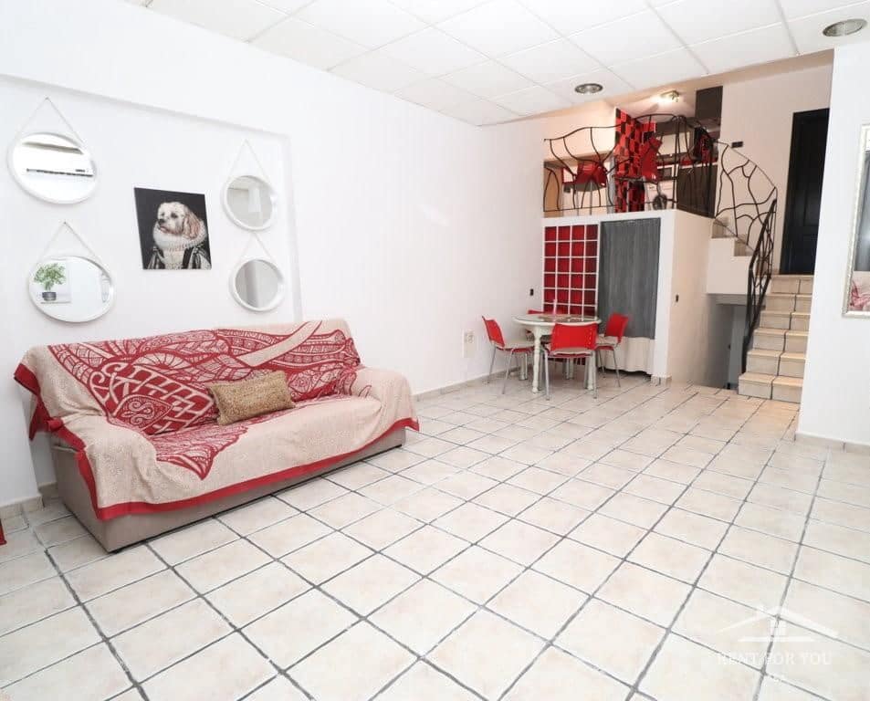 Piso de 1 habitación en Alhaurín el Grande en alquiler - 850 € (Ref: 8881177)