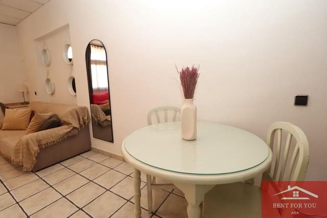 1 slaapkamer Flat te huur in Alhaurín el Grande - € 850 (Ref: 8881177)